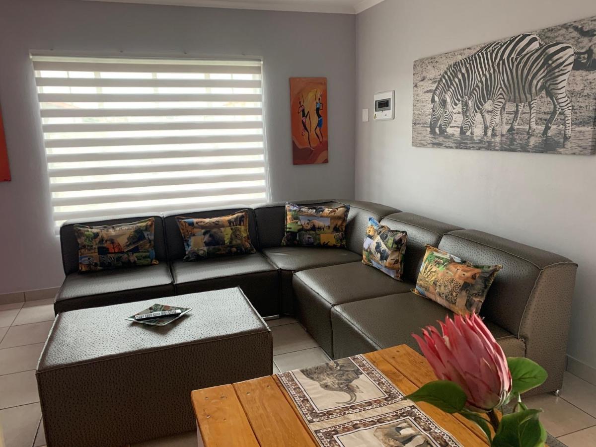 Rhino House With 3 Bedrooms Next To Pilanesberg And Sun City Mogwase Extérieur photo